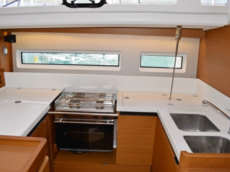 Noleggio Barca a vela con o senza skipper Jeanneau a Sukošan