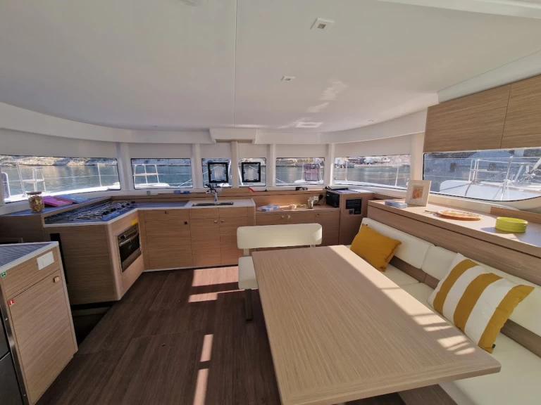 Noleggio Catamarano a Bas du Fort – Lagoon Lagoon 43