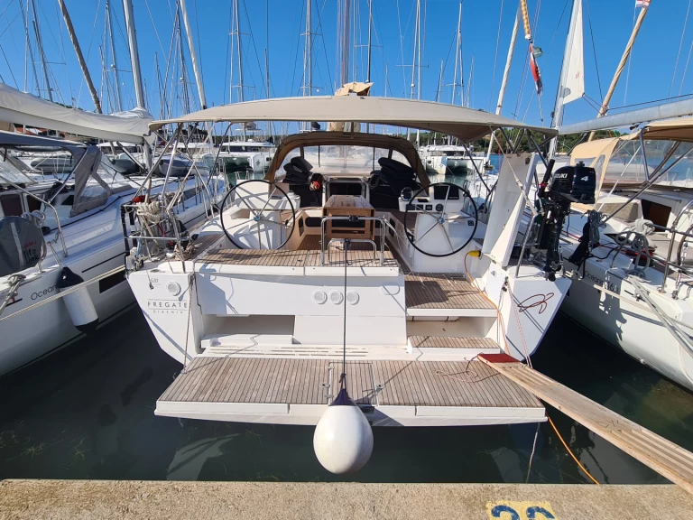 Noleggio Barca a vela a Cattaro – Dufour Dufour 520 Grand Large