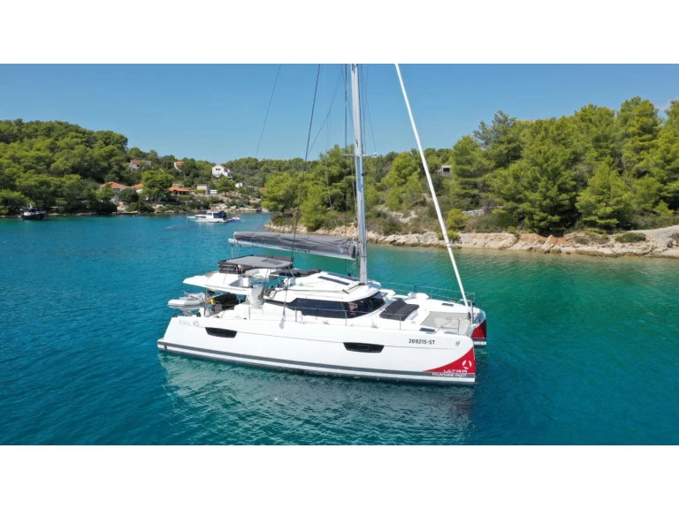Noleggio Catamarano a Seget Donji – Fountaine Pajot Elba 45