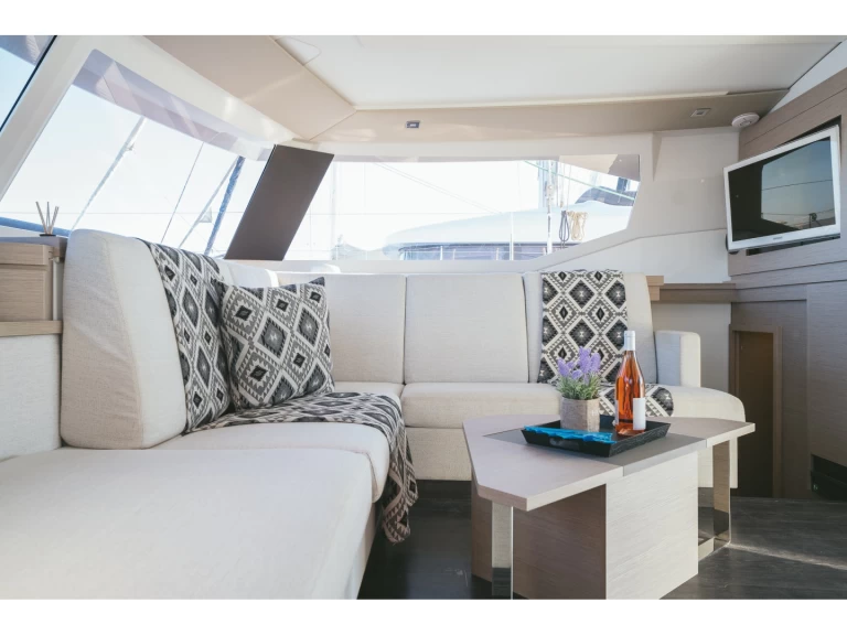 Noleggio a Lávrio – Fountaine Pajot Fountaine Pajot 47 SAONA LUX (GEN,AC,WATERMAKER) su SamBoat