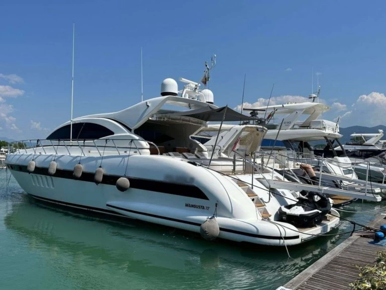 Noleggio a Miami – Mangusta Elton II su SamBoat