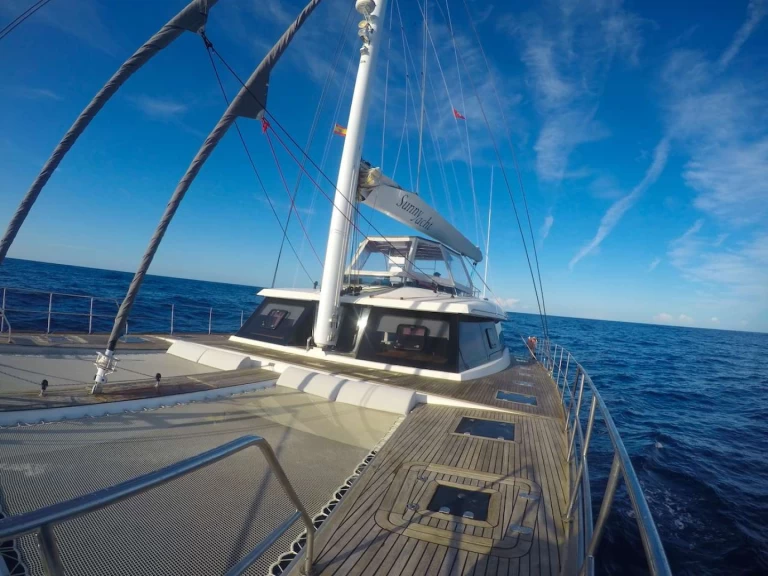 Noleggio Yacht di lusso Sunreef con patente nautica