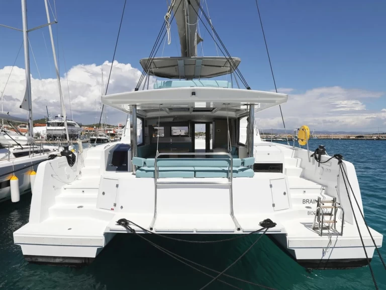 Noleggiare una Bali Bali 4.6 a Seget Donji