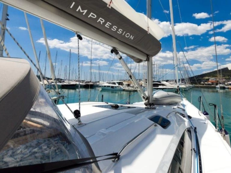 Noleggiare una Elan Impression 50 a Zaravecchia (Biograd)