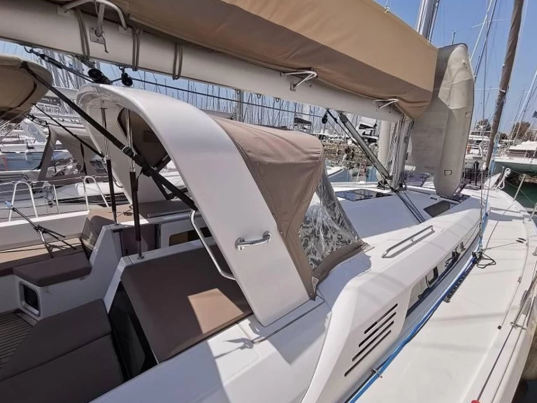 Noleggio Barca a vela Bénéteau con patente nautica