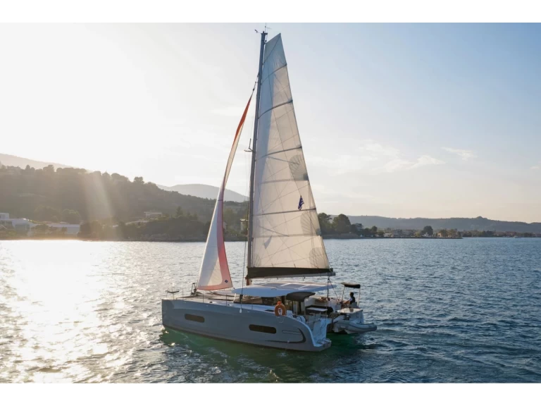 Noleggiare una Excess Excess 11 a Perigiali