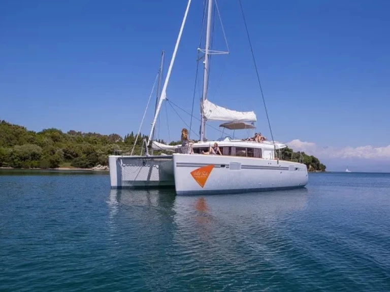 Noleggio Catamarano a Perigiali – Lagoon Lagoon 450 F