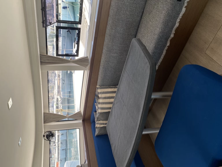 Noleggio Catamarano Lagoon con patente nautica