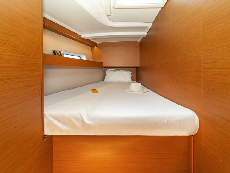 Noleggio a Perigiali – Jeanneau Sun Odyssey 490 su SamBoat