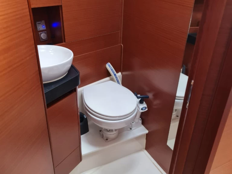 Hanse Hanse 418 da affittare a  Perigiali