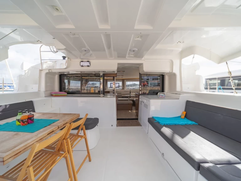 Lagoon Lagoon 46 da affittare a  Perigiali