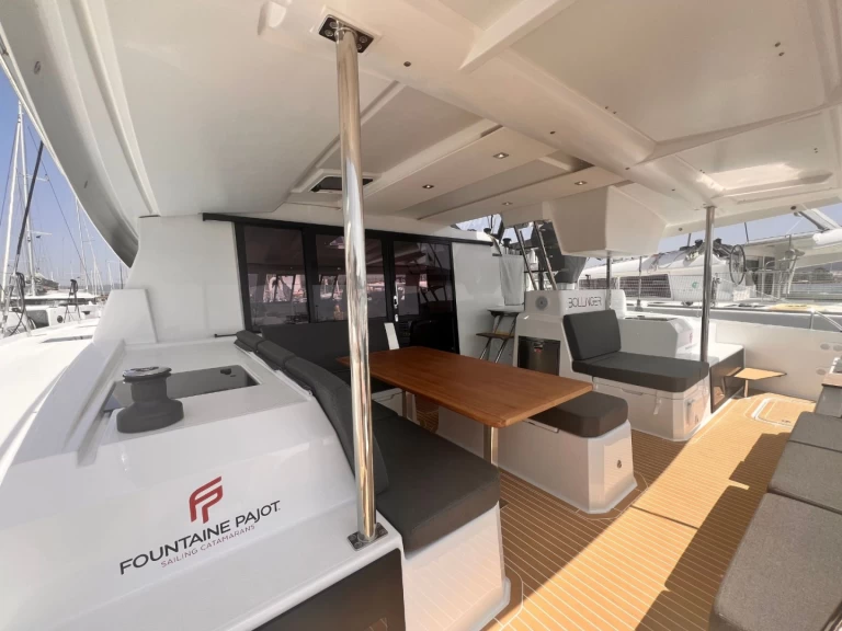 Noleggio Catamarano a Olbia – Fountaine Pajot Astrea 42