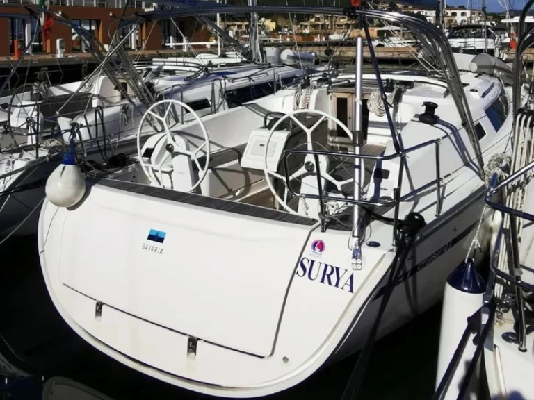 Bavaria Cruiser 41 da affittare a  Olbia