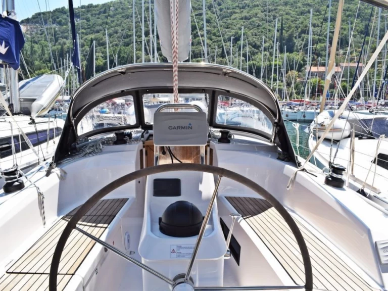 Noleggio barche Zaton economico Cruiser 34