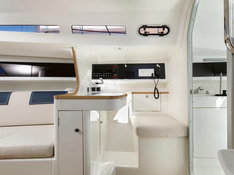 Noleggio Barca a vela Italia Yachts con patente nautica