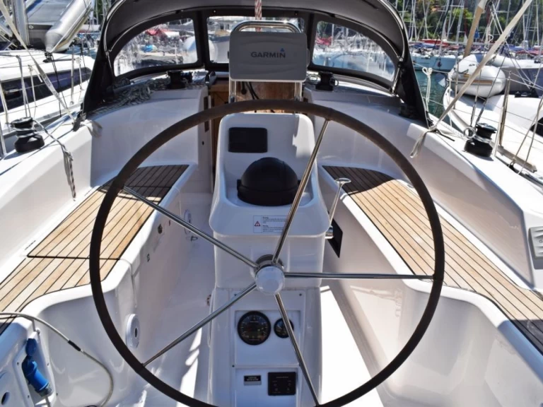 Noleggio barche Zaton economico Cruiser 34