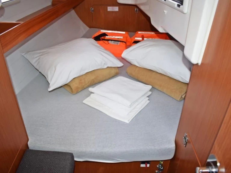 Noleggio barche Bavaria Cruiser 34 a Zaton su Samboat