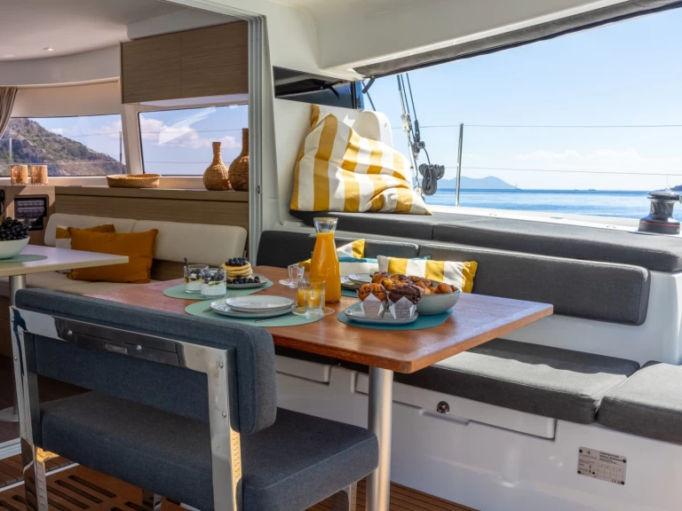 Noleggio barche Lagoon Lagoon 43 a Lefkáda su Samboat