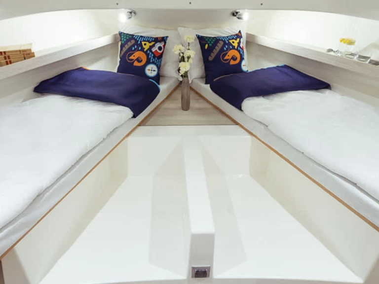 Noleggio Barca a motore a Castelnaudary – Le Boat Horizon 1