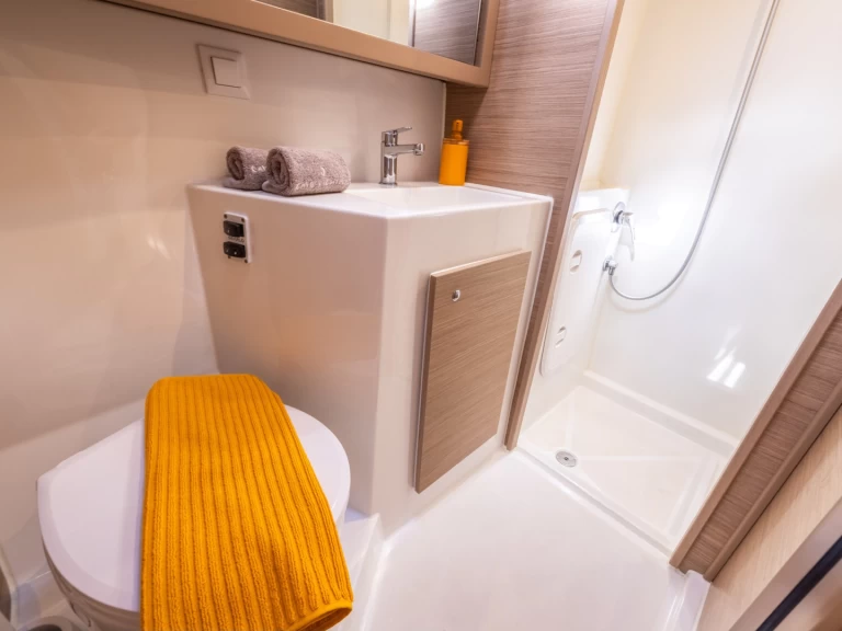 Catamarano a noleggio a Lefkáda al miglior prezzo