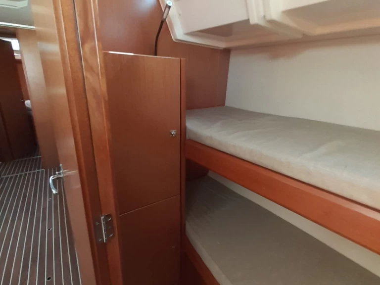 Barca a vela a noleggio a Punta Ala al miglior prezzo