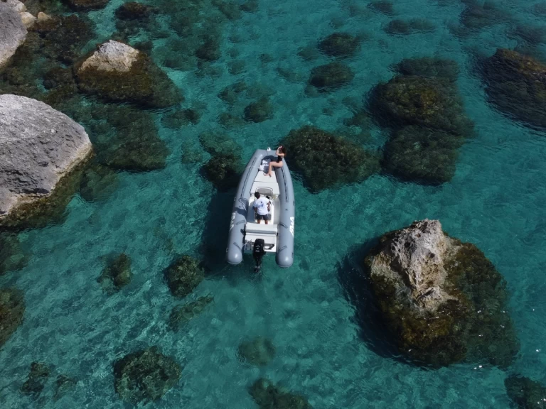 Noleggio Gommone con o senza skipper Bwa a Cagliari