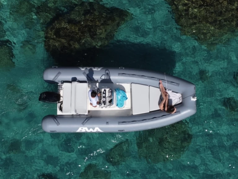 Noleggiare una Bwa Bwa 550 a Cagliari