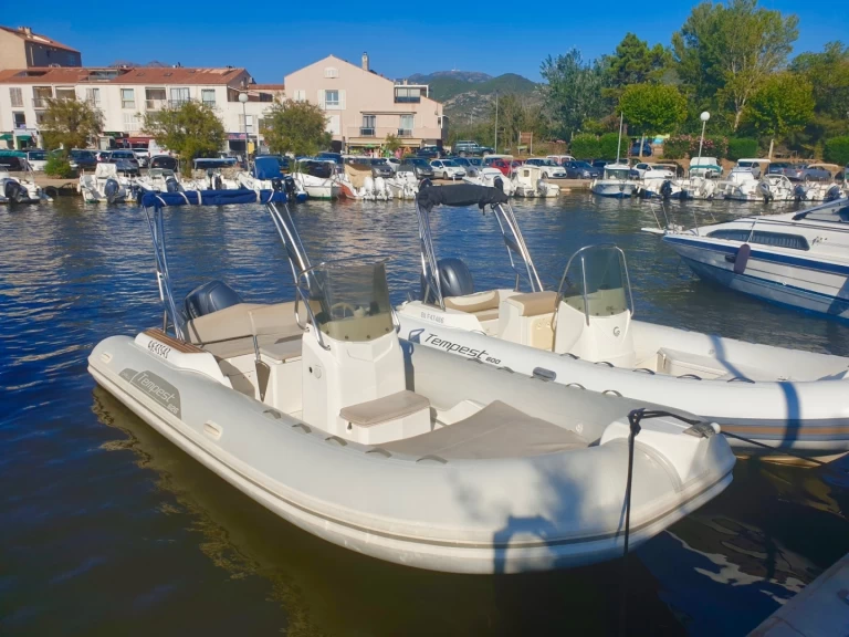 Noleggio barche San Fiorenzo economico Capelli 626