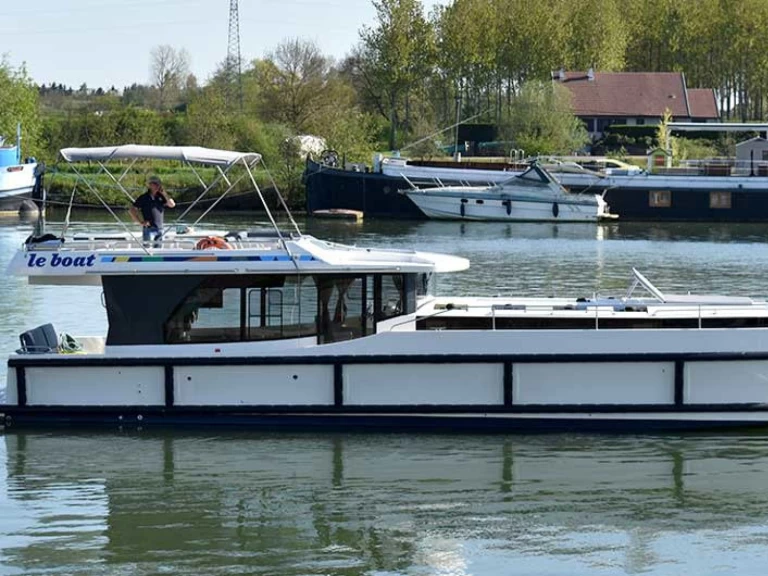Noleggio a Hesse – Le Boat Horizon 5 su SamBoat