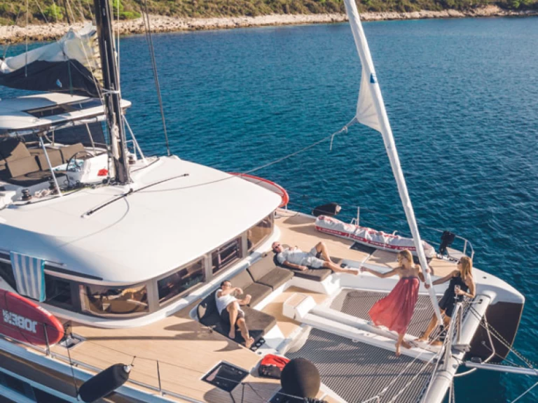 Noleggiare una Lagoon Lagoon 50 a Castelli