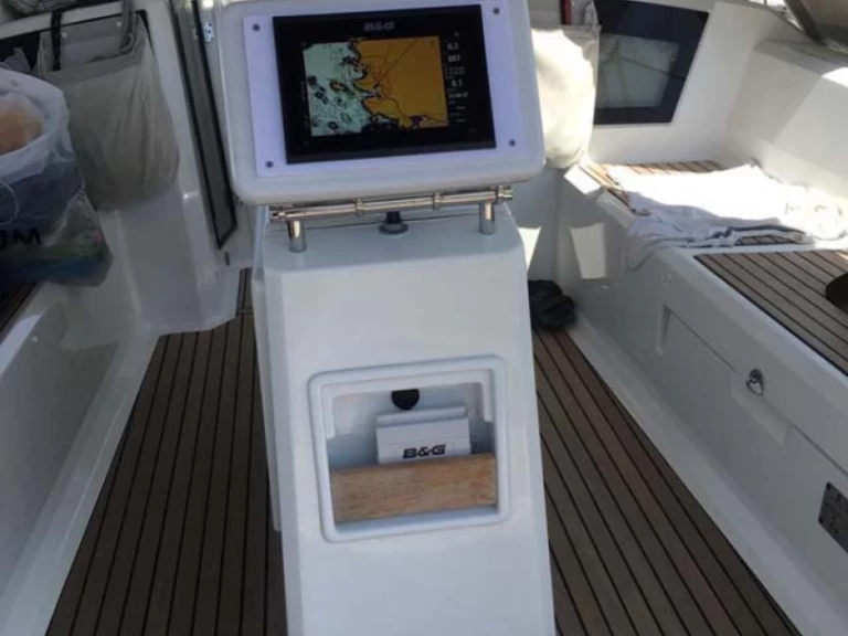 Noleggio Barca a vela a Spalato – Bénéteau Oceanis 38.1