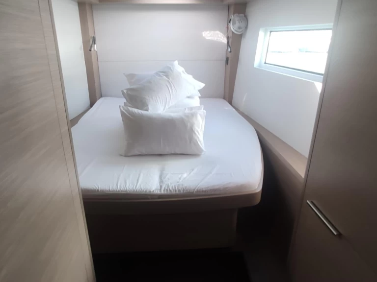 Noleggio Catamarano a Castelli – Lagoon Lagoon 51