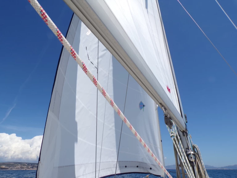 Noleggio a Port-Camargue – Bavaria Bavaria 30 Cruiser su SamBoat