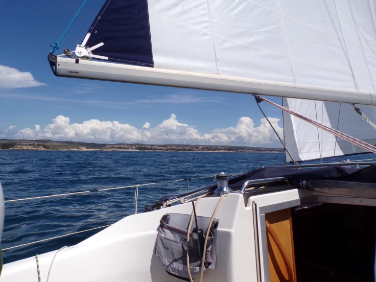 Noleggiare una Bavaria Bavaria 30 Cruiser a Port-Camargue