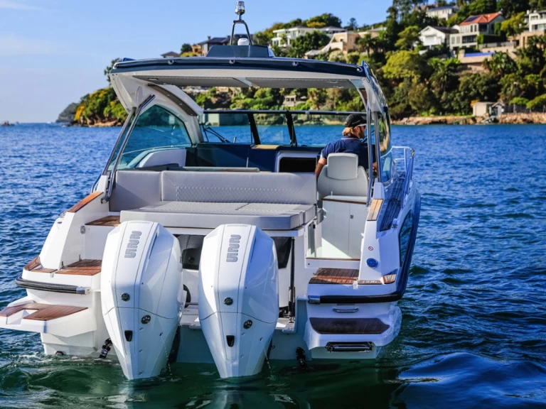 Noleggio Yacht di lusso Nimbus Group con patente nautica