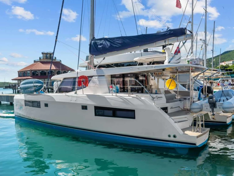 Yacht di lusso a noleggio a Grenada al miglior prezzo