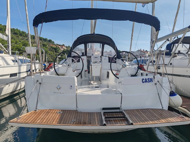 Noleggio a Drage – Jeanneau Sun Odyssey 389 su SamBoat