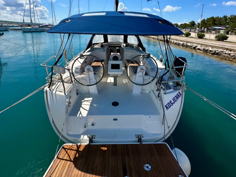 Bavaria Cruiser 34 da affittare a  Sukošan