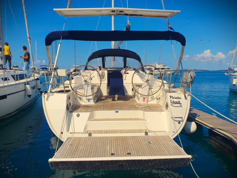 Noleggio barche Bavaria Cruiser 46 a Drage su Samboat