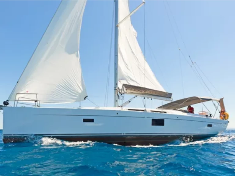 Noleggiare una Hanse Hanse 455 a Álimos