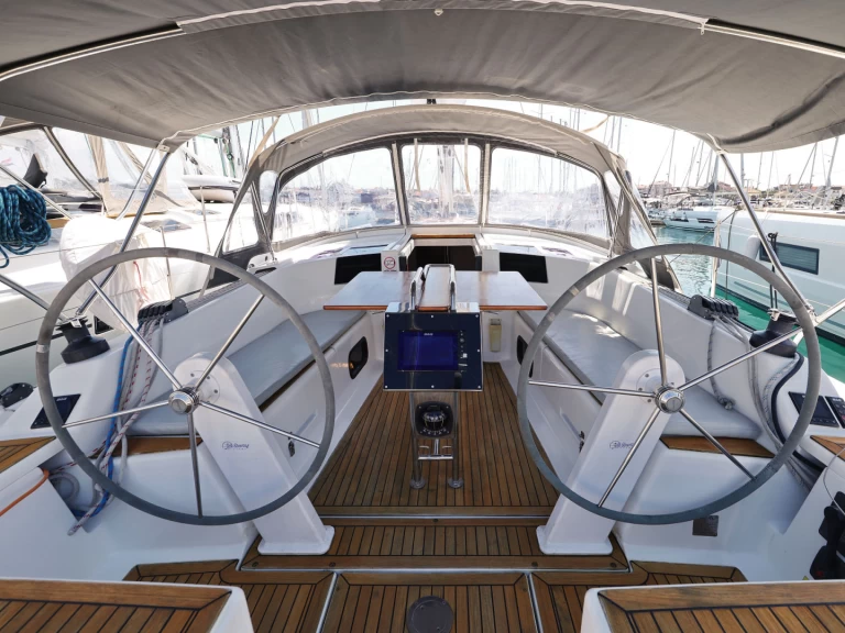 Noleggio barche Zaravecchia (Biograd) economico Hanse 385