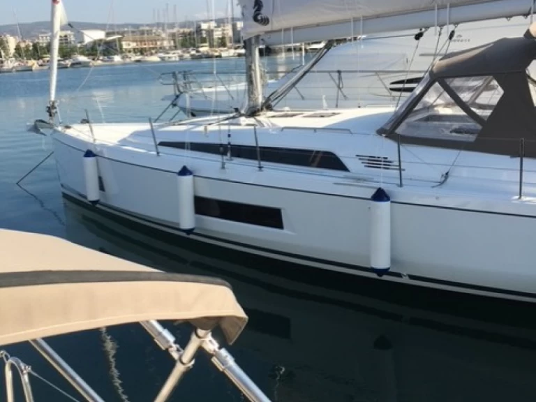 Noleggio barche Bénéteau Oceanis 46.1 a Pálairos su Samboat