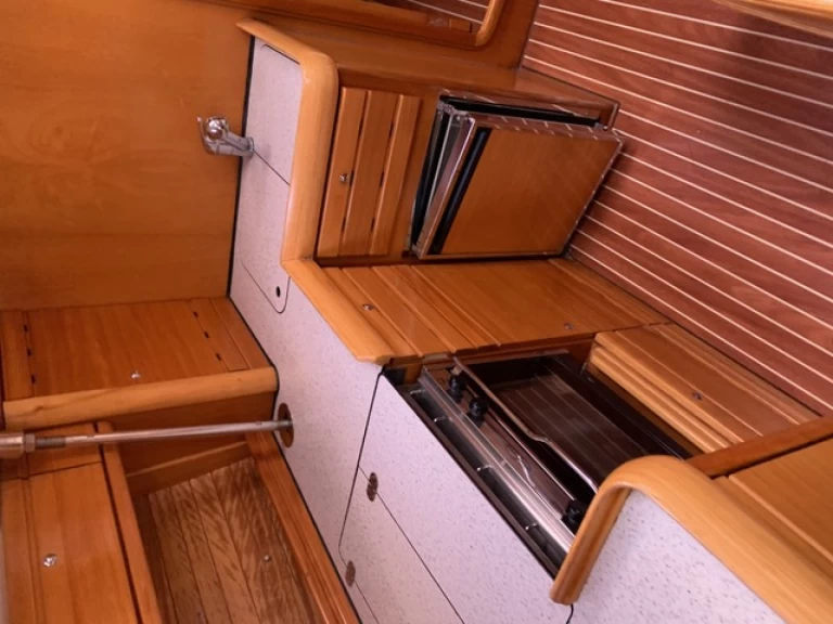 Barca a vela a noleggio a La Spezia al miglior prezzo