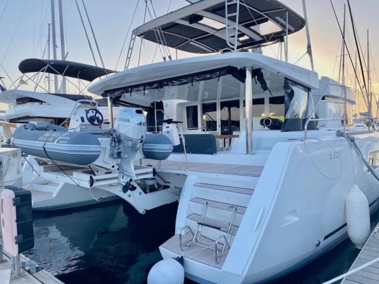 Catamarano a noleggio a Port d'Andratx al miglior prezzo