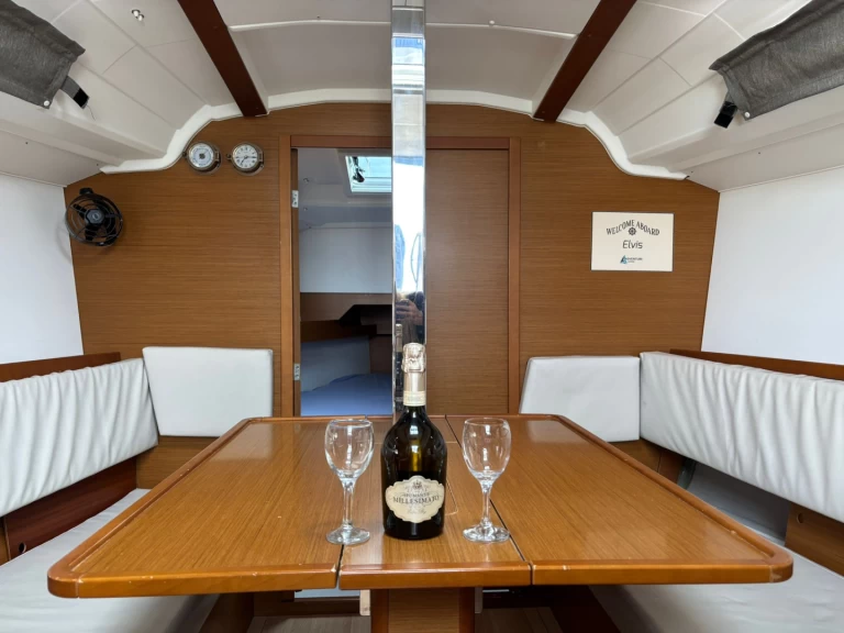 Noleggio a Drage – Jeanneau Sun Odyssey 349 su SamBoat