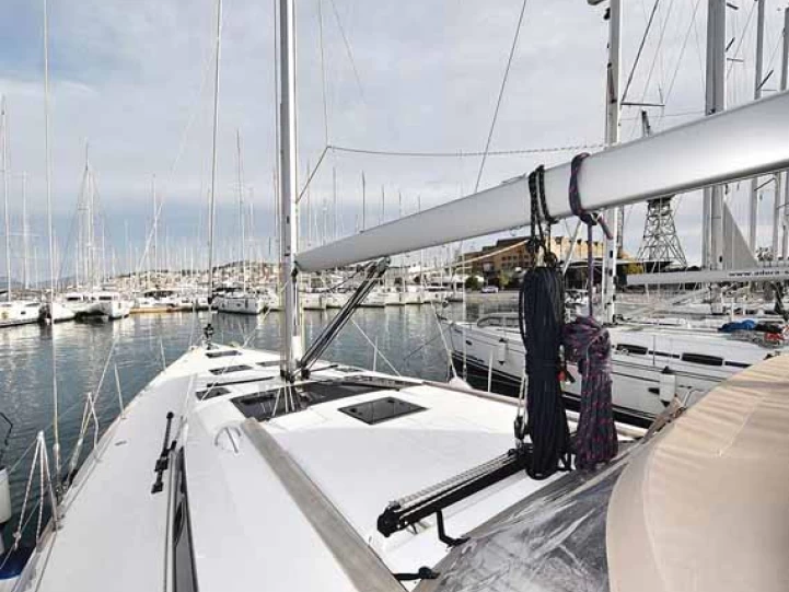 Noleggio Barca a vela a Pola – Dufour Dufour 460 Grand Large