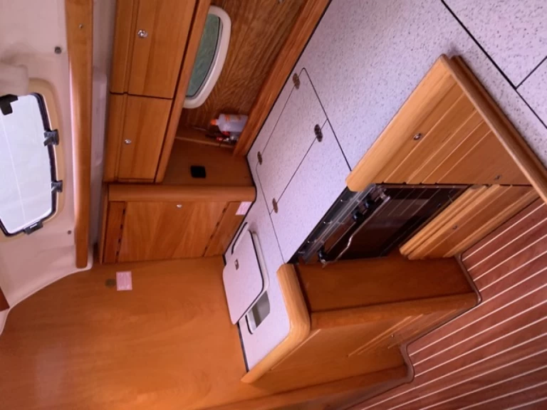 Noleggiare una Bavaria Bavaria 42 a La Spezia