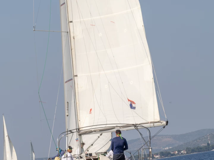 Noleggio a Betina – Elan E4 su SamBoat