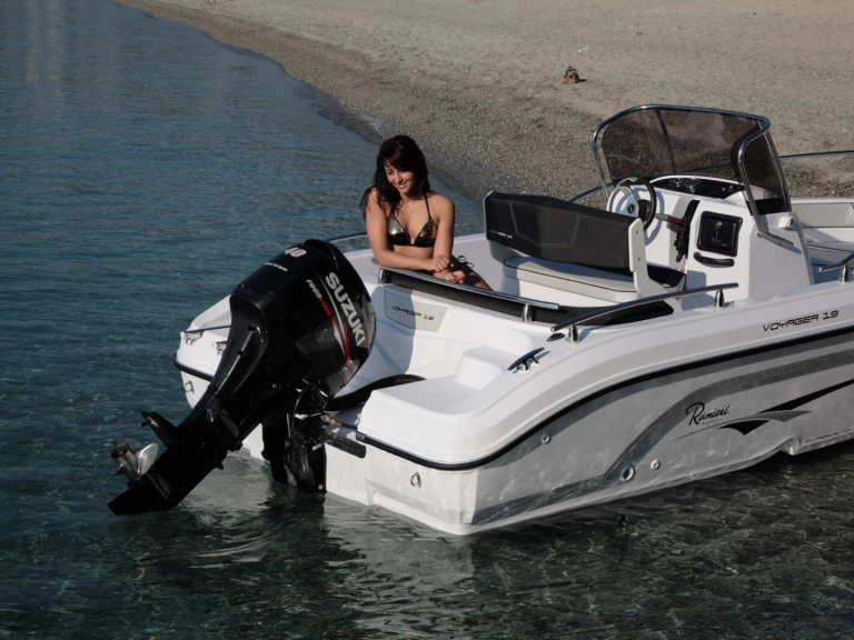 Noleggiare una Ranieri Voyager 19 S a Preko